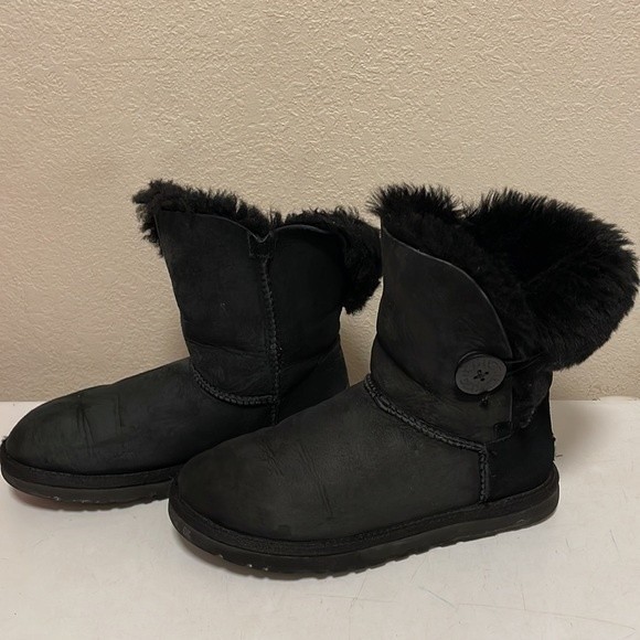 UGGS Bailey‎ Button II Boot - Picture 4 of 8